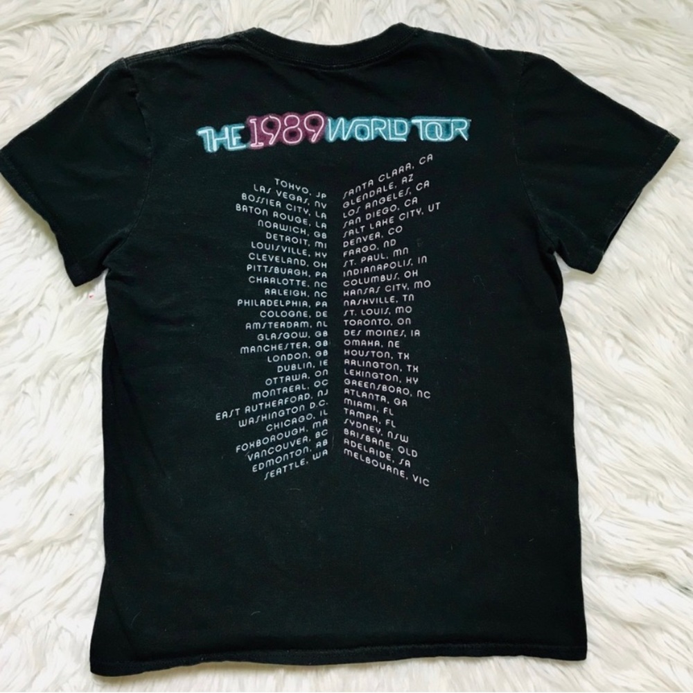 taylor swift 1989 tour tee